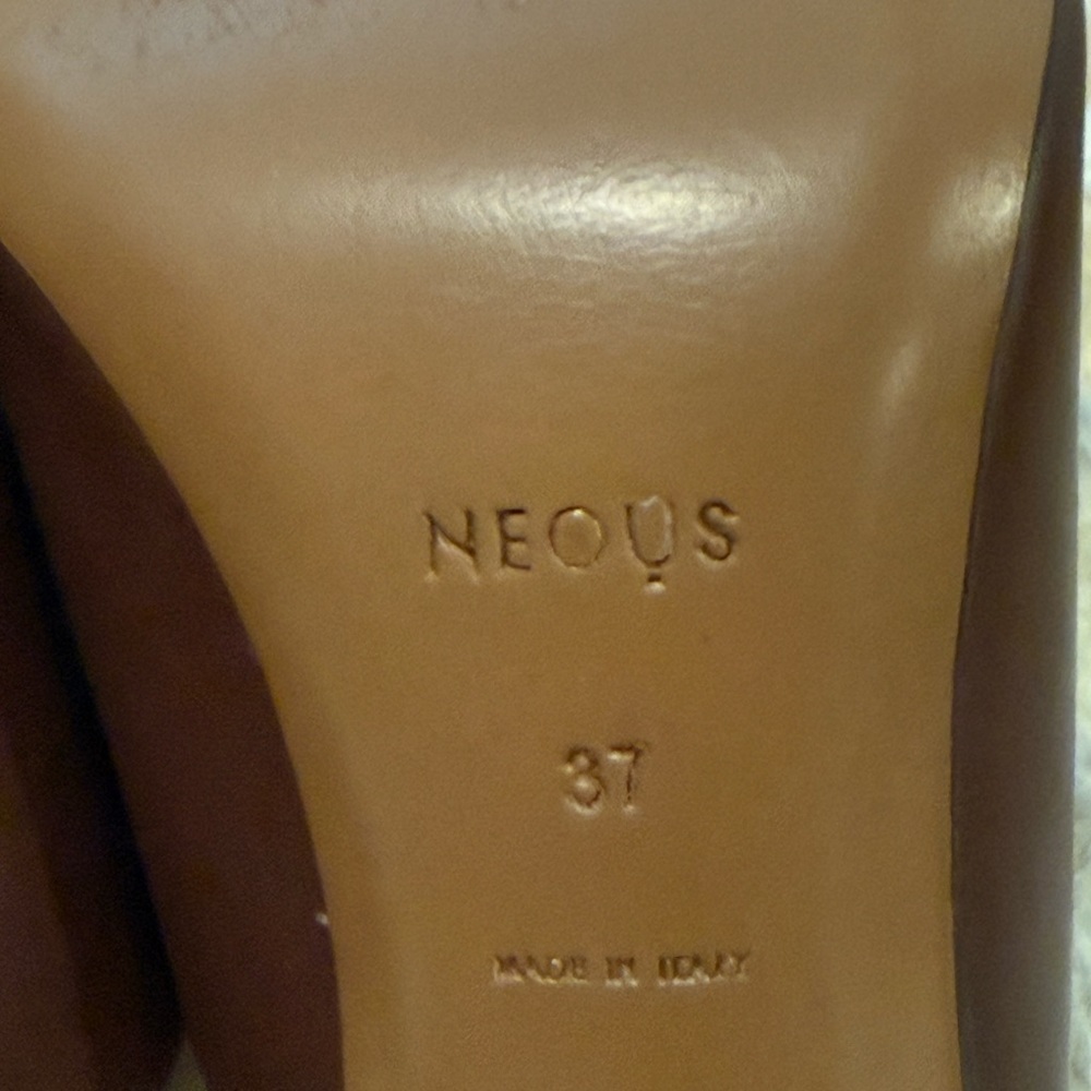 NWOB NEOUS JUMEL MULE PUMP SZ 37; - Picture 7 of 12